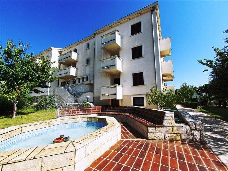 Hotel Mediteran Задар Экстерьер фото