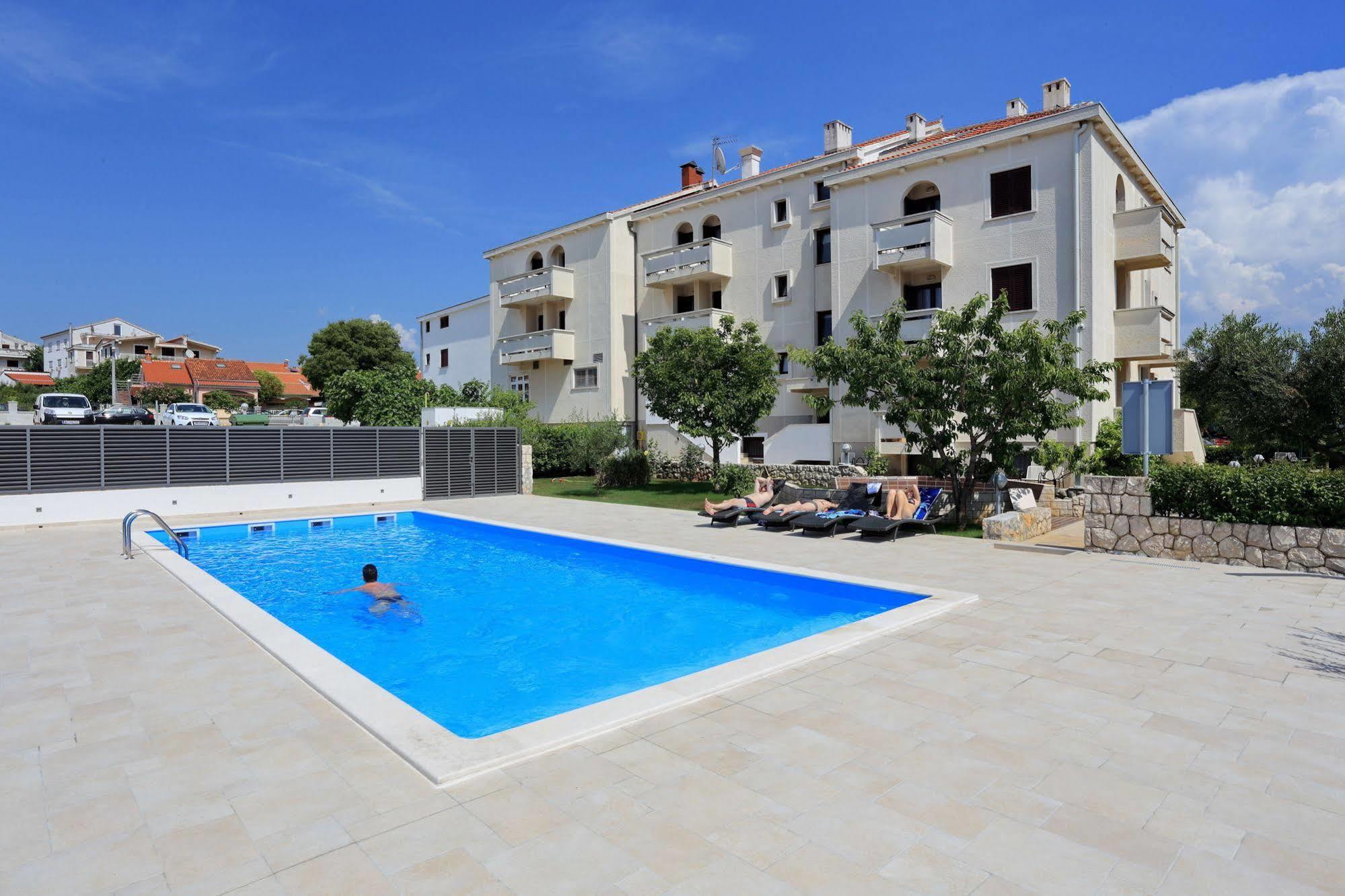 Hotel Mediteran Задар Экстерьер фото